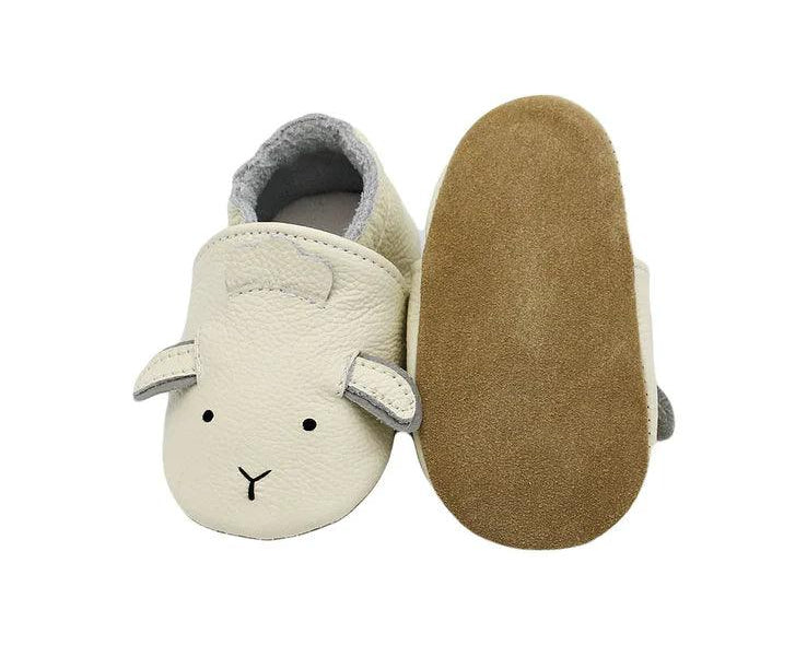 Tiny Steps, Big Adventures: The Joy of Quality Baby Footwear